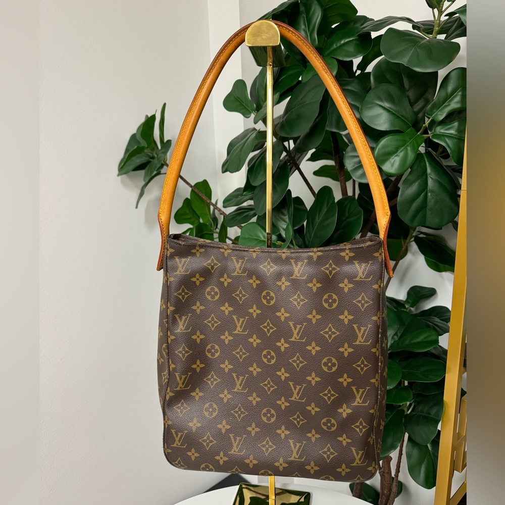 JR12154 Louis Vuitton Monogram Looping GM